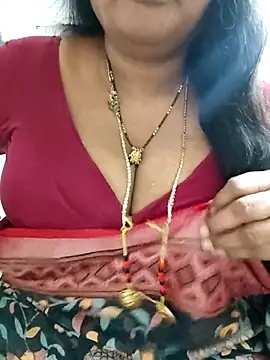 Snapshot of Swapna_143 chatting on July 29, 4:49 pm Swapna 143 online show from July 29, 4:49 pm