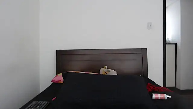 rebecca collin online show from December 21, 2:57 pm