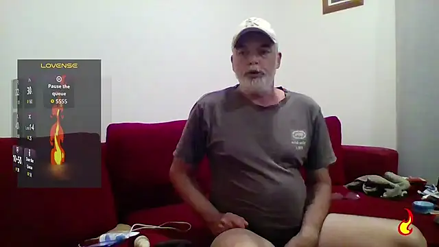 Snapshot of Skoona73 chatting on February 1, 7:23 pm Skoona73 online show from February 1, 7:23 pm