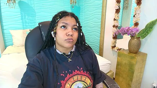 cherry chel online show from March 19, 8:24 pm