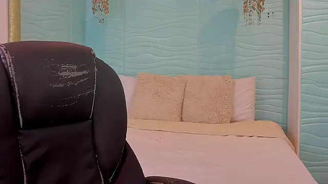 cherry chel online show from June 3, 12:46 am