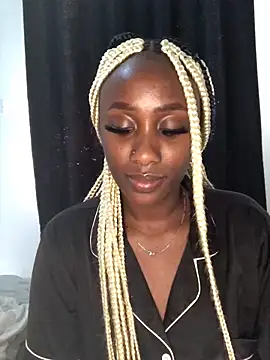 Snapshot of Lola_kims chatting on February 14, 7:07 am Lola kims online show from February 14, 7:07 am