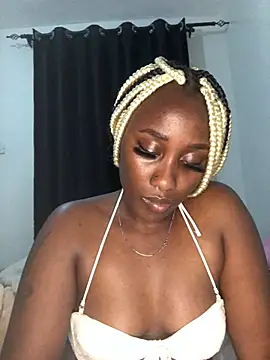 Snapshot of Lola_kims chatting on February 16, 1:58 am Lola kims online show from February 16, 1:58 am