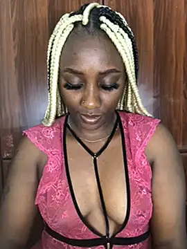 Snapshot of Lola_kims chatting on February 23, 5:39 pm Lola kims online show from February 23, 5:39 pm