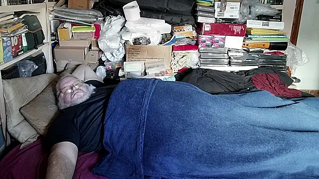 hadeszeuss2 online show from January 7, 3:02 pm