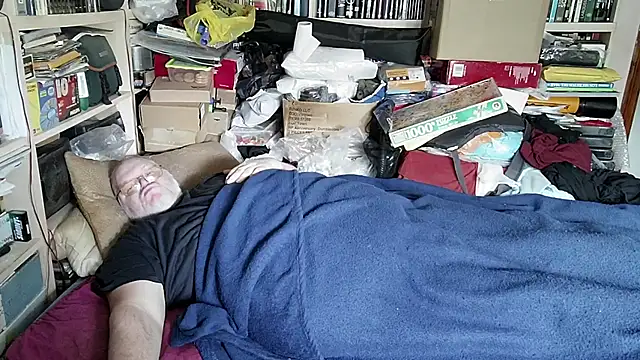 hadeszeuss2 online show from February 25, 2:54 pm