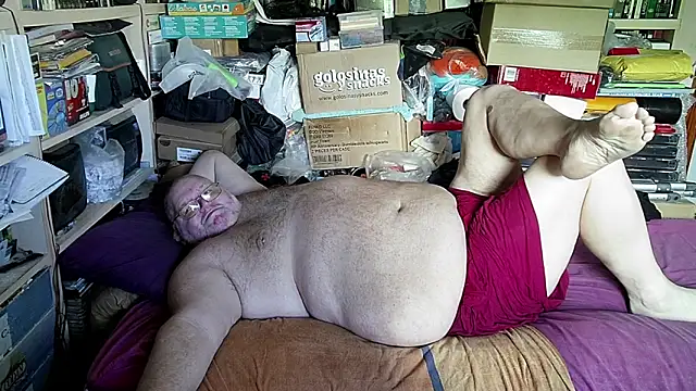 hadeszeuss2 online show from September 19, 1:34 pm