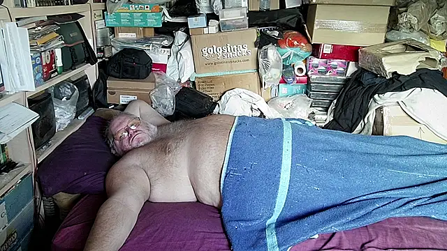 hadeszeuss2 online show from November 11, 3:12 pm