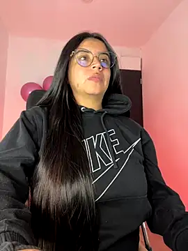 Devilsweet17 online show from November 14, 1:59 am