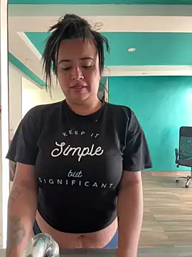 Devilsweet17 online show from February 18, 6:59 pm