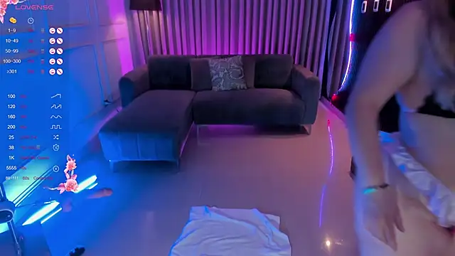 Snapshot of lenah_smith chatting on February 21, 11:33 am lenah smith online show from February 21, 11:33 am