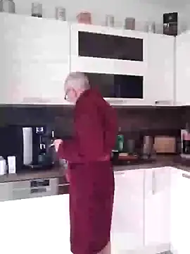 heitzer1072 online show from January 3, 8:54 am