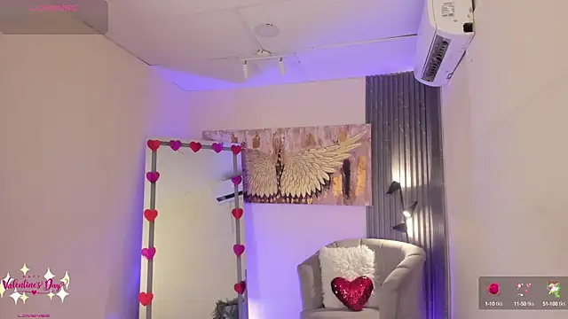 emma alice  online show from February 7, 12:39 pm