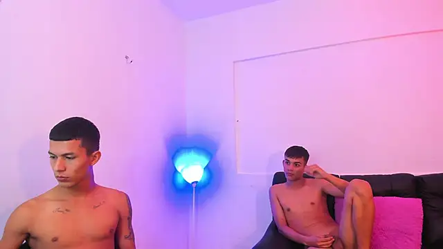 interracial wallen online show from January 18, 5:31 am