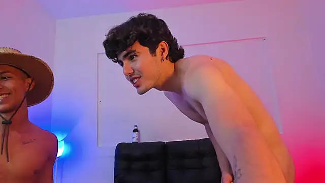 interracial wallen online show from January 24, 5:10 am