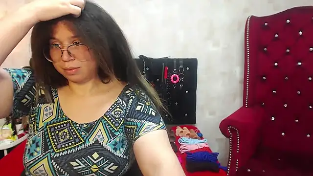 Snapshot of selenablairx chatting on May 31, 7:59 pm selenablairx online show from May 31, 7:59 pm