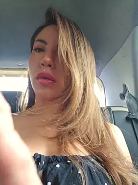 Karen San Miguel online show from December 20, 4:58 pm