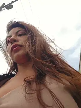 Snapshot of Karen_San_Miguel chatting on June 2, 8:22 pm Karen San Miguel online show from June 2, 8:22 pm
