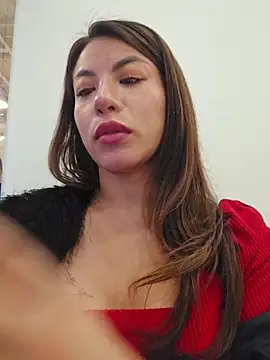 Snapshot of Karen_San_Miguel chatting on June 11, 12:32 am Karen San Miguel online show from June 11, 12:32 am
