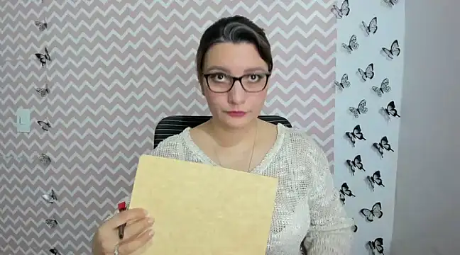 Snapshot of Amie_Adams82_ chatting on December 11, 4:09 pm Amie Adams82 online show from December 11, 4:09 pm