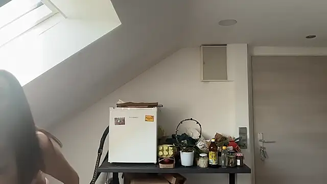 Snapshot of JeSuisUnTapin chatting on March 3, 12:44 pm JeSuisUnTapin online show from March 3, 12:44 pm