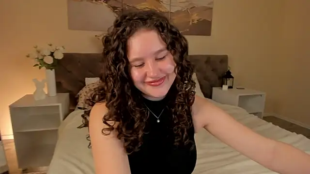 Snapshot of Ariella_Sol chatting on July 30, 1:04 am Ariella Sol online show from July 30, 1:04 am