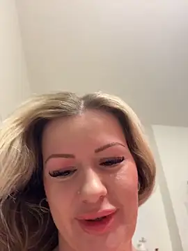 LoveShae  online show from May 1, 3:38 pm