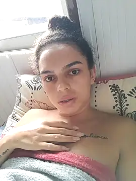 Snapshot of morenamaravilhosa chatting on February 23, 10:06 am morenamaravilhosa online show from February 23, 10:06 am