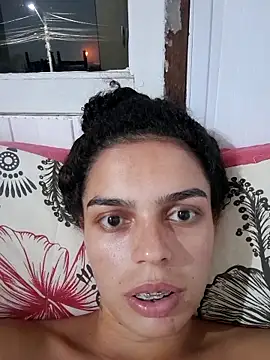 Snapshot of morenamaravilhosa chatting on March 1, 1:32 am morenamaravilhosa online show from March 1, 1:32 am