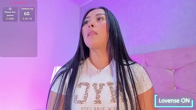 Cameliaa Smiith online show from November 27, 2:46 am