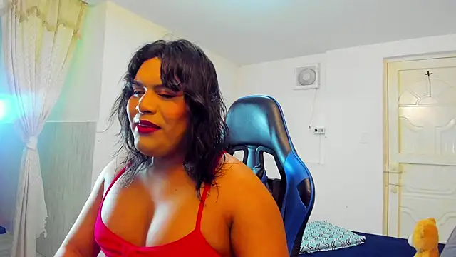 Margoth Montilla online show from October 22, 11:15 pm