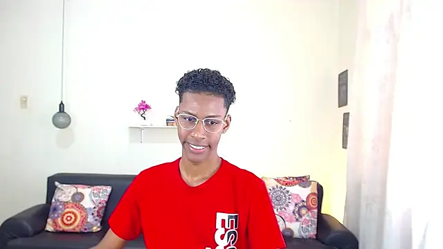 maiki18  online show from January 29, 1:38 pm