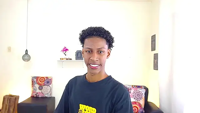 maiki18  online show from March 21, 1:45 pm