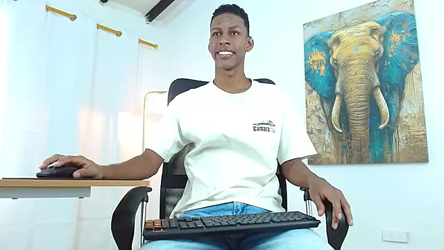 maiki18  online show from September 15, 2:06 pm