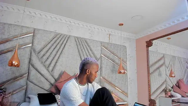 JamesParck online show from February 8, 5:08 pm