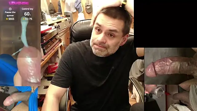 Snapshot of ClampMaster chatting on March 16, 8:00 pm ClampMaster online show from March 16, 8:00 pm