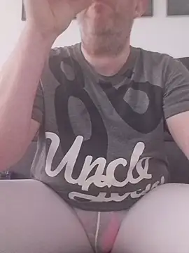 ShyBoy1982 online show from November 6, 1:12 pm