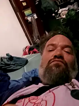 Snapshot of LECHEBALLS chatting on December 19, 9:18 am LECHEBALLS online show from December 19, 9:18 am