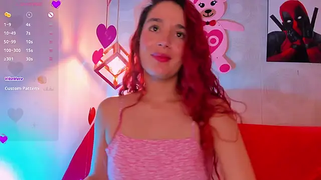 Snapshot of Ari_Baker chatting on February 19, 10:09 pm Ari Baker online show from February 19, 10:09 pm