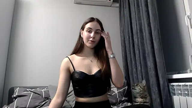 SierraSky  online show from December 4, 9:35 pm