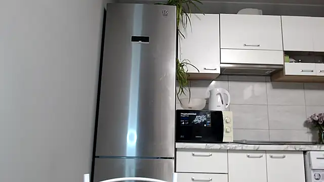 SierraSky  online show from December 5, 6:11 pm