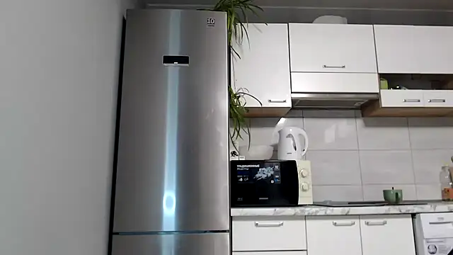 SierraSky  online show from December 9, 6:03 pm