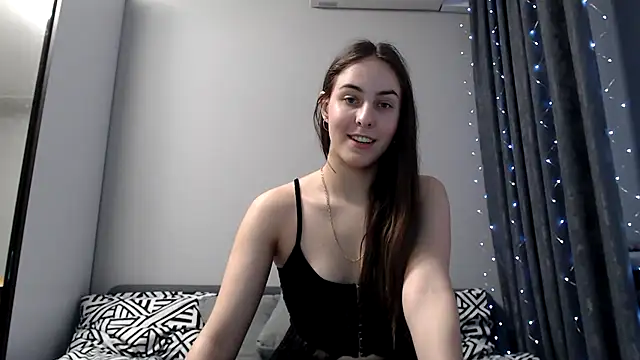 SierraSky  online show from February 8, 9:15 pm