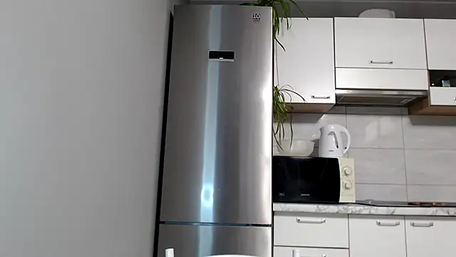 SierraSky  online show from February 23, 6:12 pm