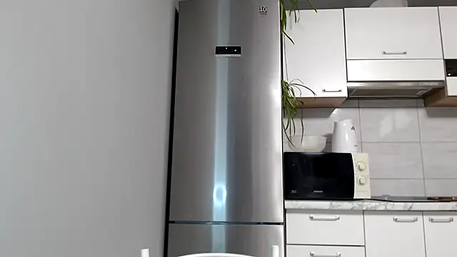 SierraSky  online show from February 25, 7:14 pm