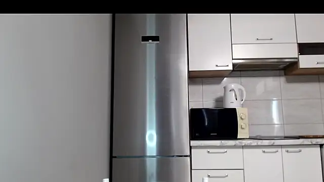 Snapshot of SierraSky_ chatting on June 15, 5:15 pm SierraSky online show from June 15, 5:15 pm