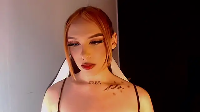 AdharaaMoon online show from February 22, 7:56 am