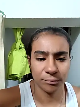 Leslly  online show from January 7, 10:32 am