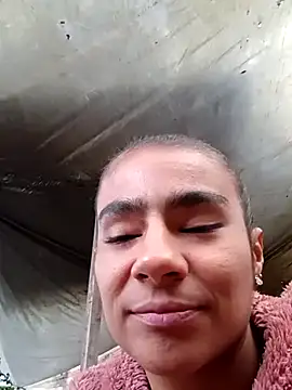 Leslly  online show from March 3, 12:05 pm