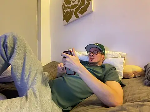 Snowbunnydilf online show from December 19, 4:58 pm